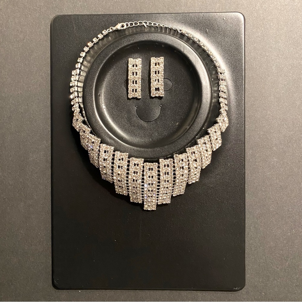 Rhinestone Necklace and Earring Pair Set